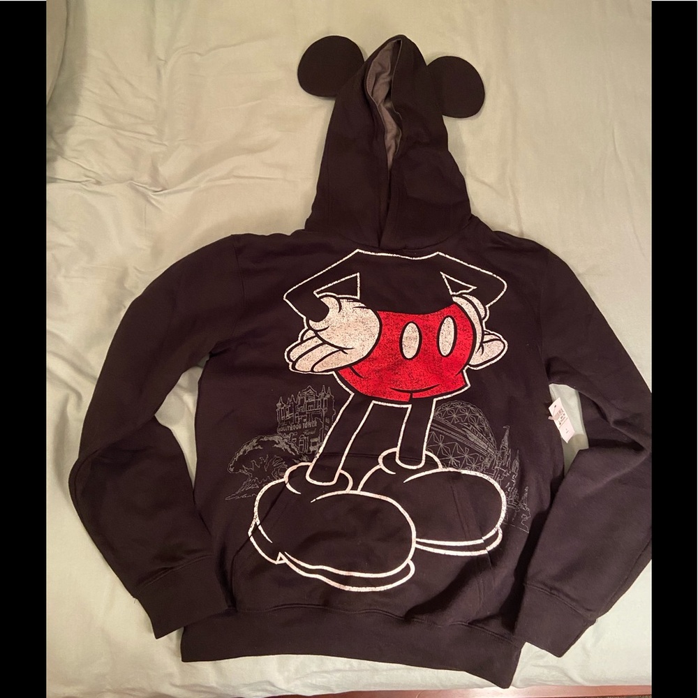 NWT Mickey Mouse Disney Sweatshirt